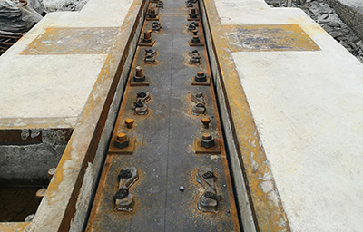 crane rail clips in place